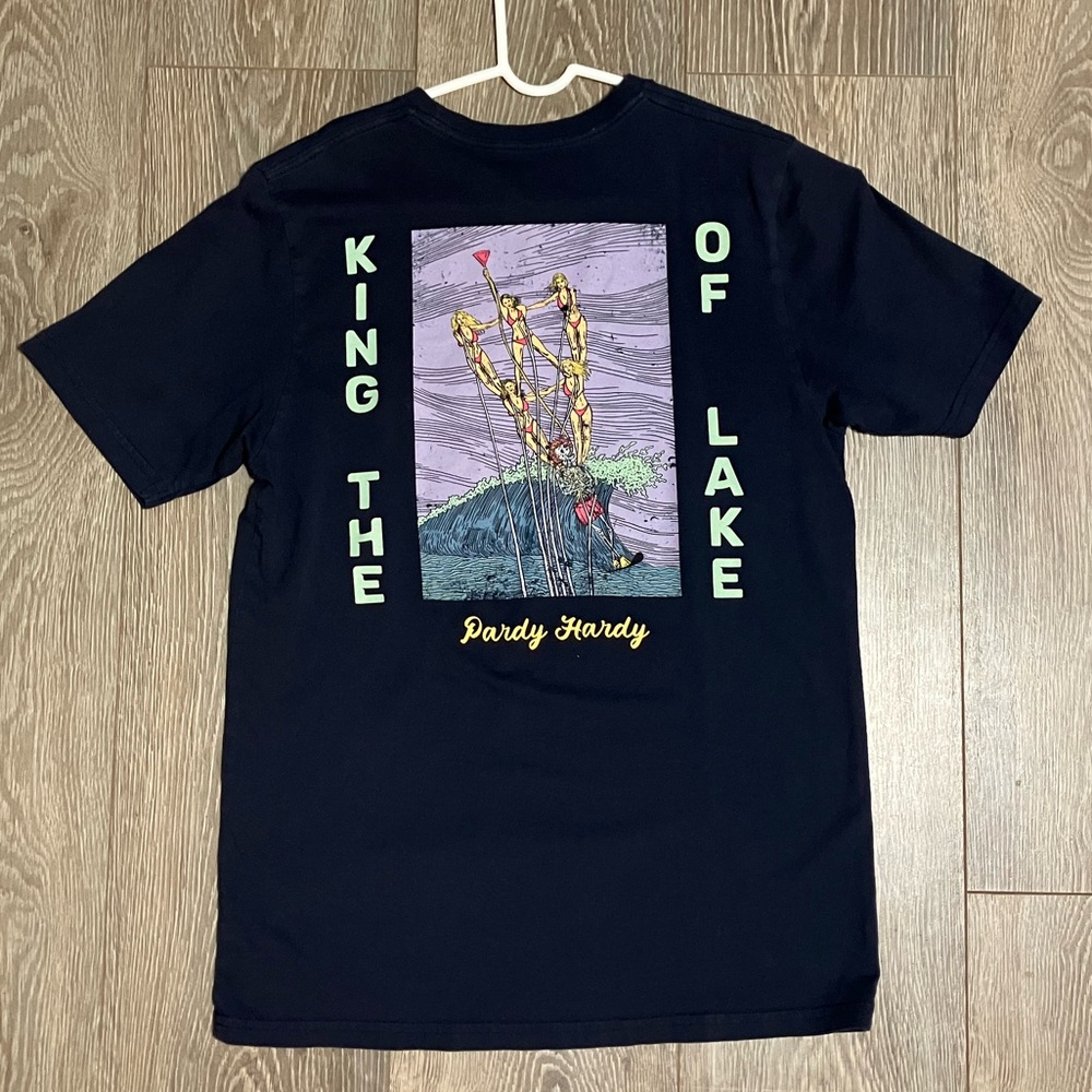 Pardy Hardy King of the Lake Tee